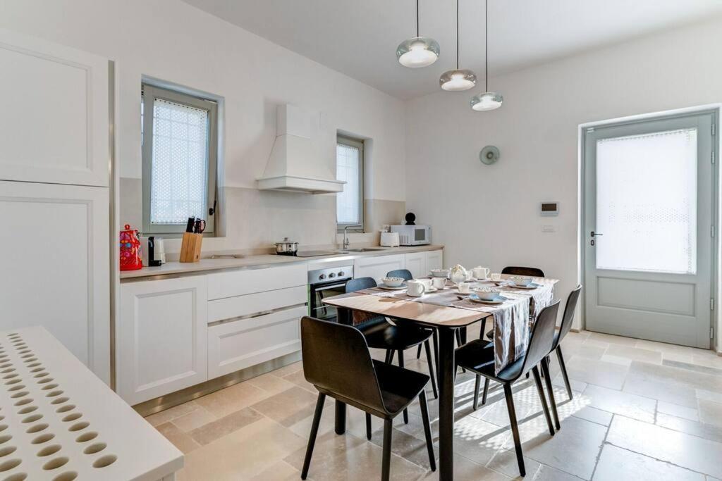 Trullo Under The Apulian Sky By Raro Villas มาร์ตินาฟรังกา ภายนอก รูปภาพ